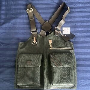 Tote & Carry // NWT Army Green Vest Bag